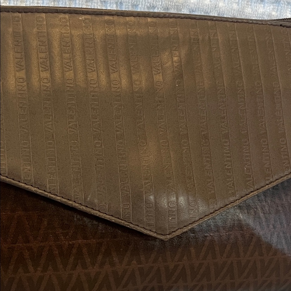 Mario Valentino Wristlet Clutch - Picture 2 of 13